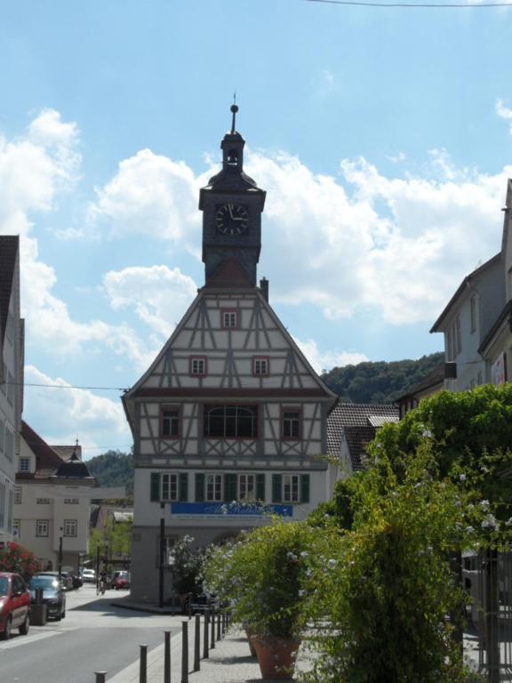 Hotel Gasthof Zum Engel - Gaestehaus Kunzelsau Exterior photo
